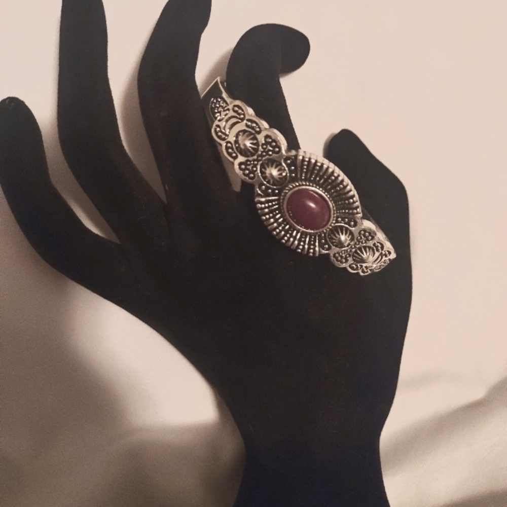 Paparazzi Silver and Purple Intricate Bracelet